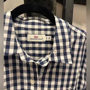 Vineyard Vines boys size 10 Navy and White Plaid Shirt